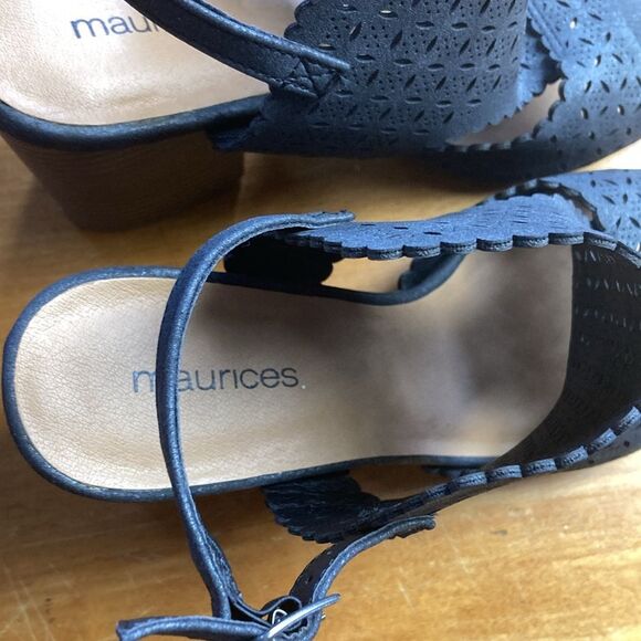 Maurices Emilia Perforated Cutout Block Black Sandals Glitter Sparkle Size 6.5 - Picture 3 of 7